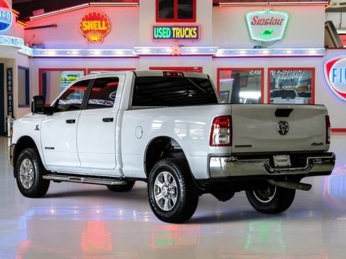 Used 2024 RAM 2500 Big Horn w/ Off Road Package AWD/4WD image 4