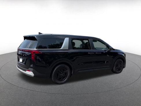 Used 2026 Kia Carnival FWD image 15