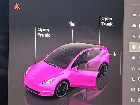 Used 2022 Tesla Model Y Performance image 27