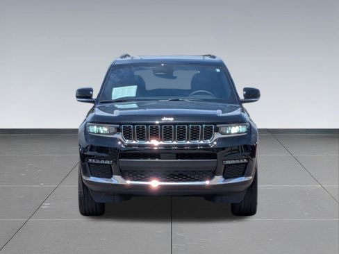 Used 2025 Jeep Grand Cherokee L Limited w/ Trailer Tow Package AWD/4WD image 8