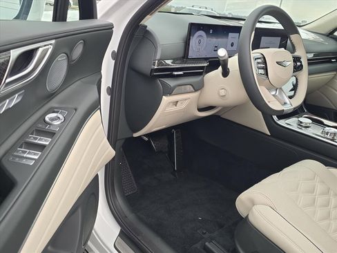 New 2026 Genesis GV80 3.5T e-SC image 9