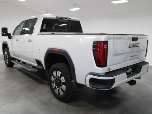Used 2024 GMC Sierra 2500 Denali w/ Denali Reserve Package AWD/4WD image 7