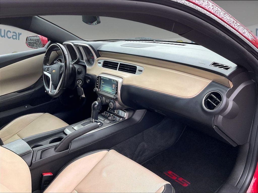 Used 2013 Chevrolet Camaro SS RWD image 14