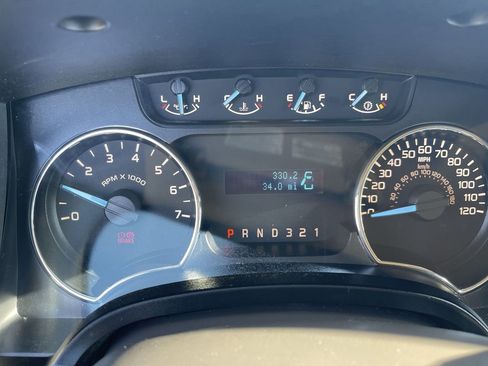 Used 2012 Ford F150 XLT RWD image 15