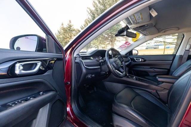 Used 2022 Jeep Compass Limited AWD/4WD image 12