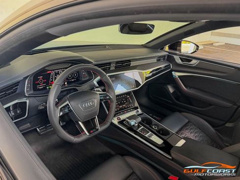 Used 2022 Audi RS 7 Sportback w/ Black Optic Package AWD/4WD image 2