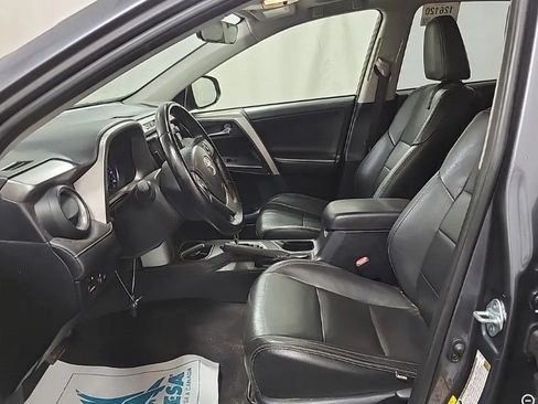 Used 2018 Toyota RAV4 XLE w/ Plus Extra Value Package FWD image 8
