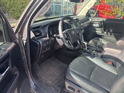 Used 2021 Toyota 4Runner TRD Off-Road Premium w/ Moonroof Package image 7