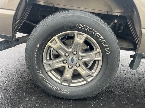 Used 2021 Ford F150 XLT w/ XTR Package AWD/4WD image 11