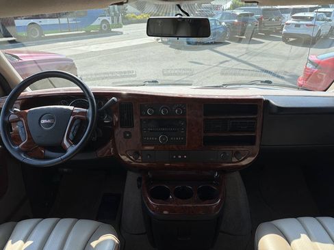 Used 2014 GMC Savana 1500 AWD image 40