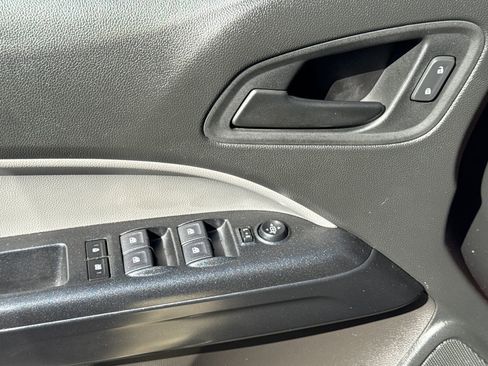 Used 2022 Chevrolet Colorado W/T w/ Custom Special Edition image 29