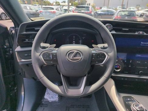 Used 2023 Lexus RZ 450e Premium w/ Technology Package AWD/4WD image 18