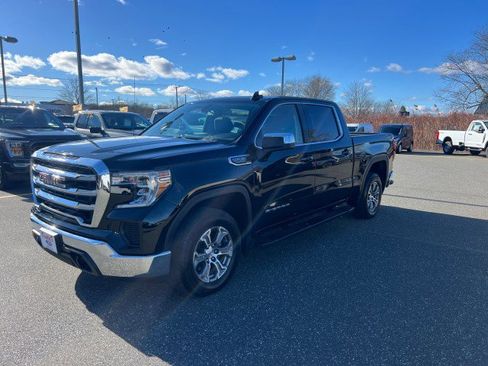 Used 2019 GMC Sierra 1500 SLE w/ SLE Value Package image 3