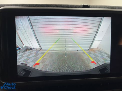 Used 2025 Jeep Gladiator Sport image 11