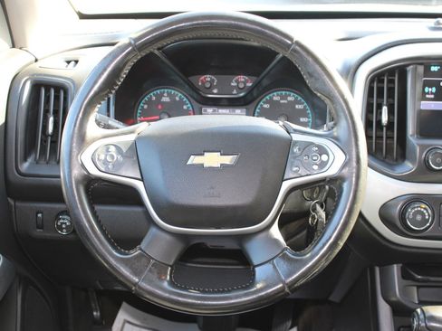 Used 2015 Chevrolet Colorado LT w/ LT Convenience Package RWD image 13