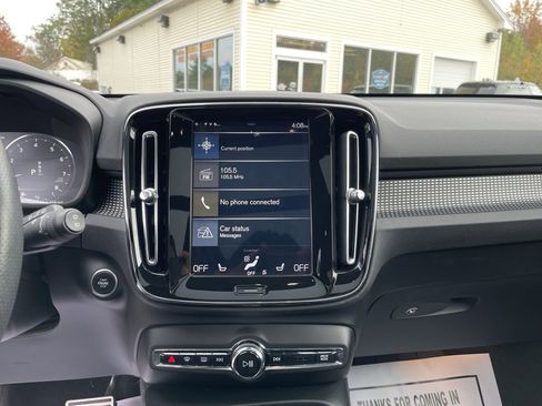 Used 2019 Volvo XC40 T5 R-Design image 31