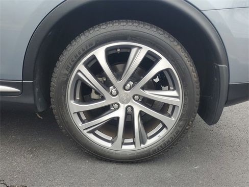 Used 2017 INFINITI QX50 2WD w/ Technology Package image 7