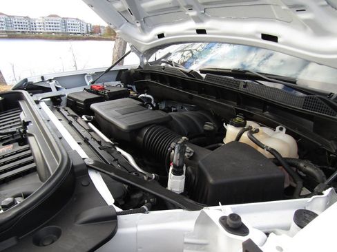 Used 2024 GMC Sierra 1500 Pro w/ Graphite Edition image 33