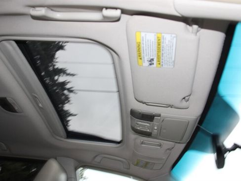 Used 2013 Subaru Outback 2.5i Limited w/ Moonroof Pkg AWD/4WD image 10