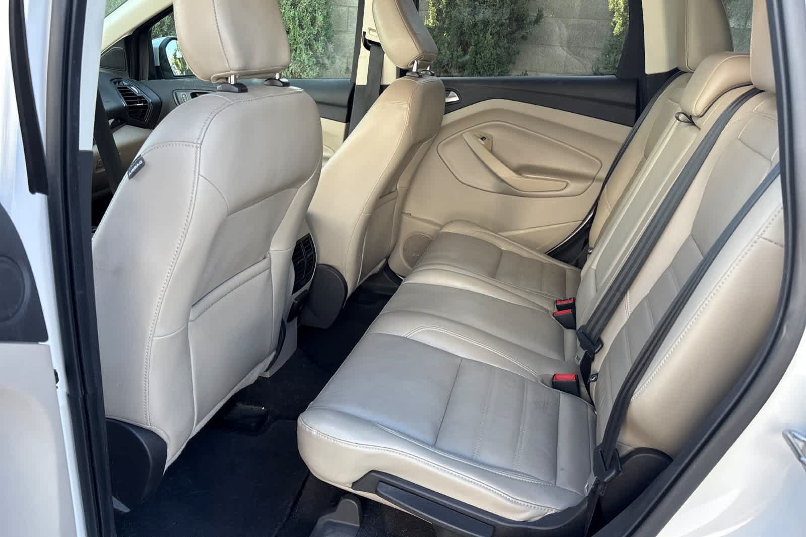 Used 2019 Ford Escape Titanium FWD image 5