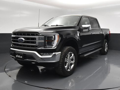 Used 2021 Ford F150 Lariat w/ Equipment Group 502A High AWD/4WD image 2