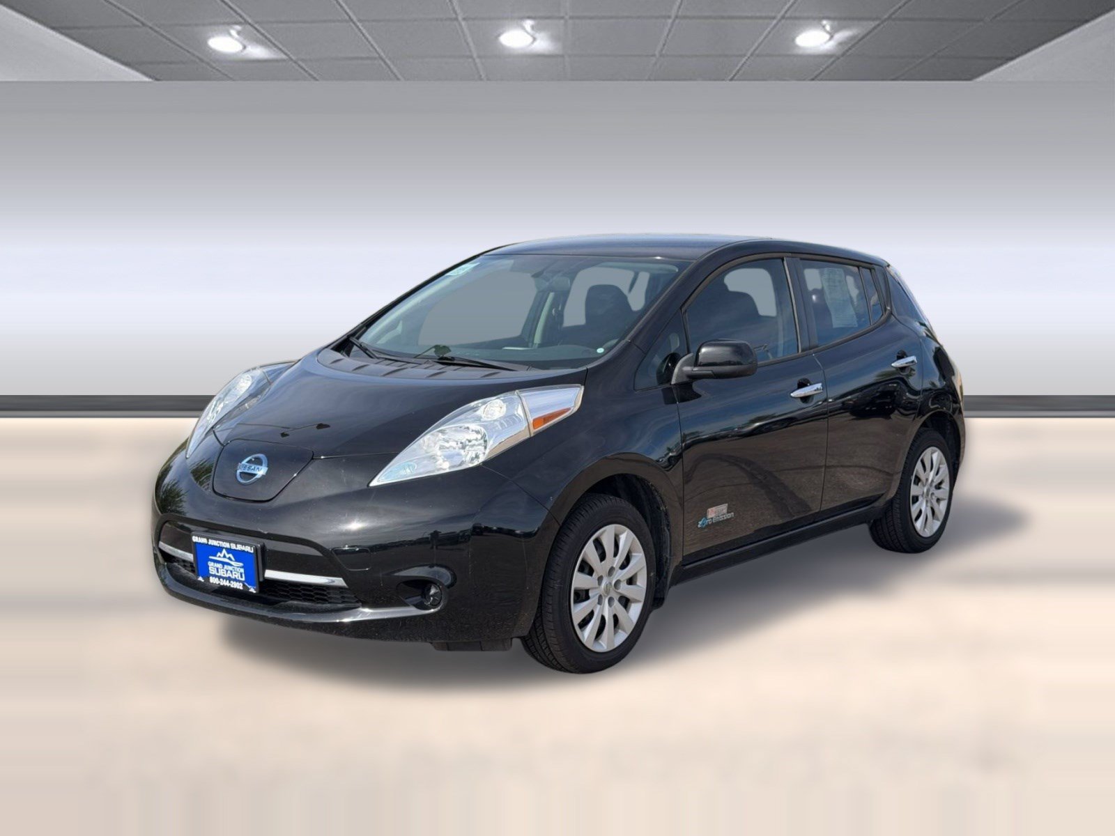 Used 2017 Nissan Leaf S FWD image 1