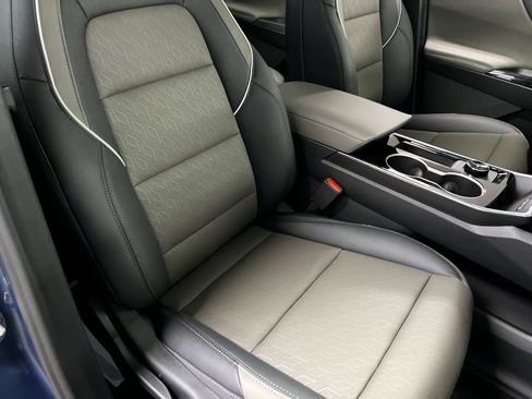 New 2026 Chevrolet Equinox LT w/ Convenience Package II image 63