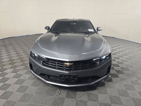 Used 2022 Chevrolet Camaro LT RWD image 7