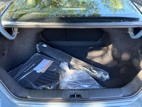 New 2025 Nissan Sentra SR image 28