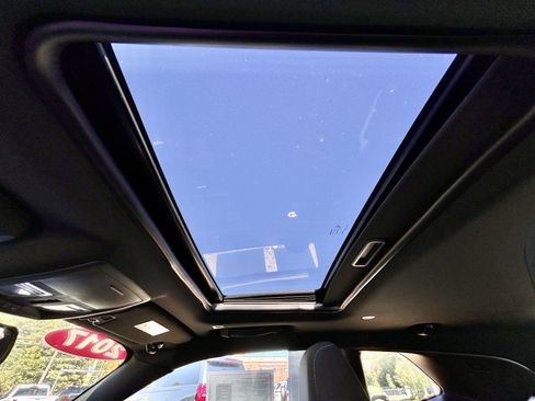 Used 2017 Dodge Challenger SXT w/ Driver Convenience Group image 36