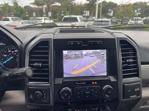 Used 2019 Ford F250 XLT w/ XLT Premium Package image 35