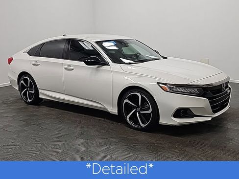 Used 2021 Honda Accord Sport image 3