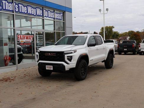 New 2026 GMC Canyon Elevation w/ Convenience Package image 5