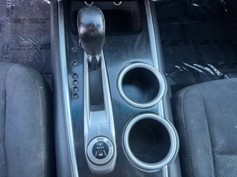 Used 2016 Nissan Pathfinder SV image 17