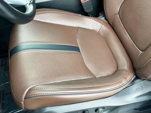 Used 2025 Honda Pilot Elite image 20