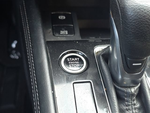 Used 2022 Nissan Kicks SV FWD image 38