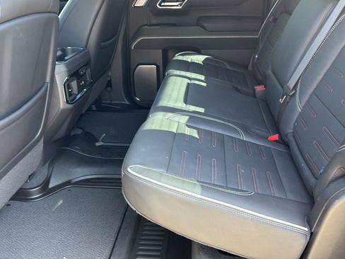 Used 2024 GMC Sierra 1500 AT4X image 18