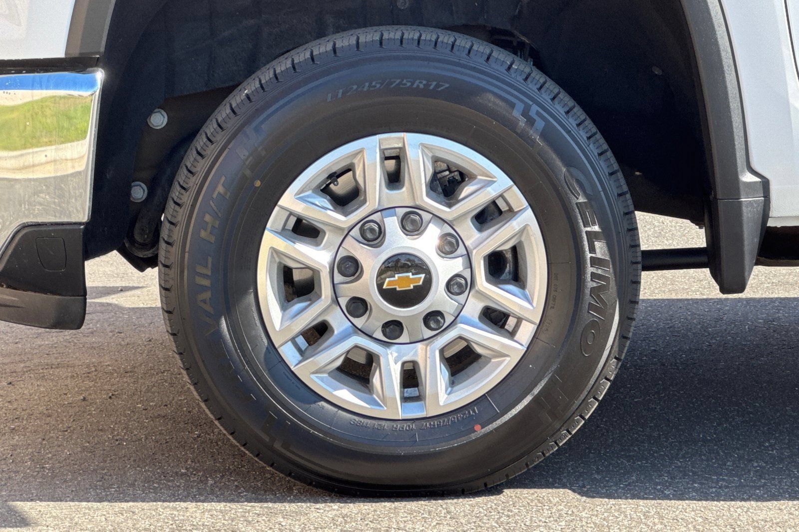 Certified 2025 Chevrolet Silverado 2500 LT w/ Convenience Package AWD/4WD image 26