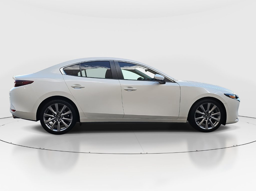 Used 2021 MAZDA MAZDA3 s FWD image 4