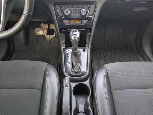 Certified 2020 Buick Encore Preferred w/ Safety Package FWD image 19