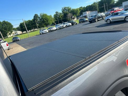 Used 2021 Ford F150 Lariat AWD/4WD image 9