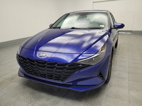 Used 2023 Hyundai Elantra SEL image 15