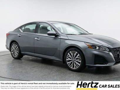 Used 2025 Nissan Altima 2.5 SV