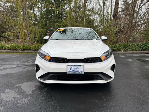 Used 2024 Kia Forte LXS image 19