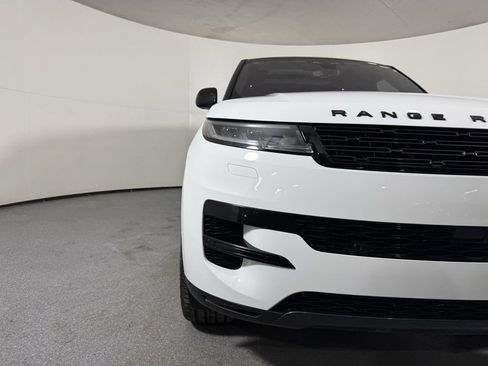 Used 2023 Land Rover Range Rover Sport SE image 4