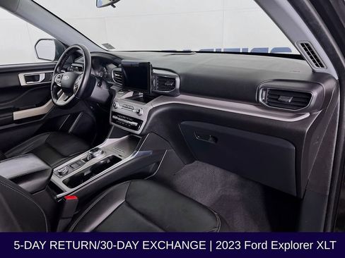 Used 2023 Ford Explorer XLT w/ Equipment Group 202A image 35