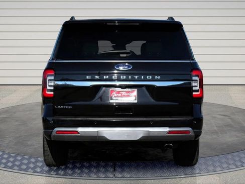 Used 2024 Ford Expedition Limited image 6