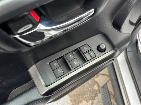 Used 2021 Toyota Tacoma SR5 image 19