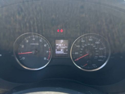 Used 2017 Subaru Crosstrek 2.0i Premium AWD/4WD image 14