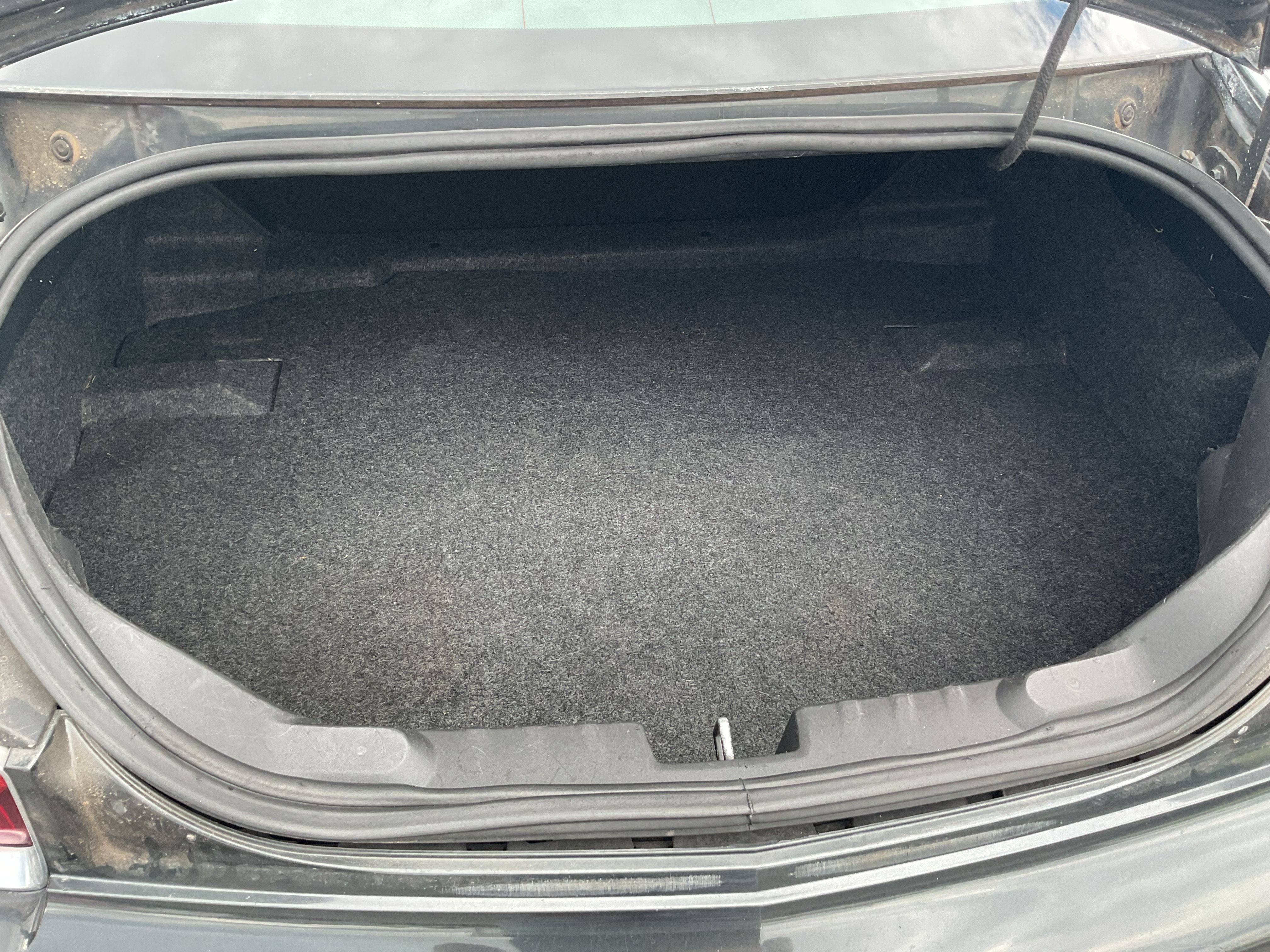 Used 2013 Chevrolet Camaro LS RWD image 10